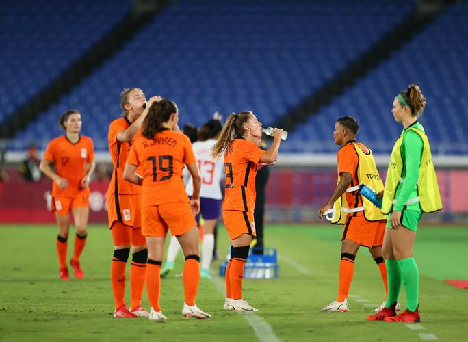 中国队vs荷兰队直播